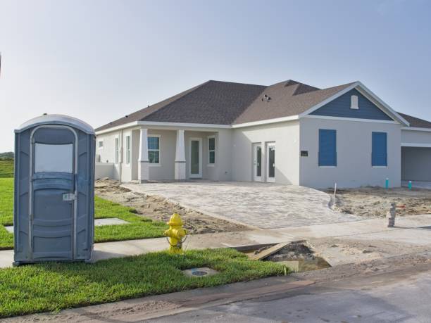 Portable Toilet Options We Offer in Hometown, IL