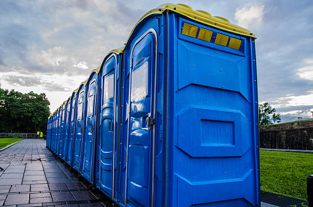 Best Portable restroom trailer rental  in Hometown, IL